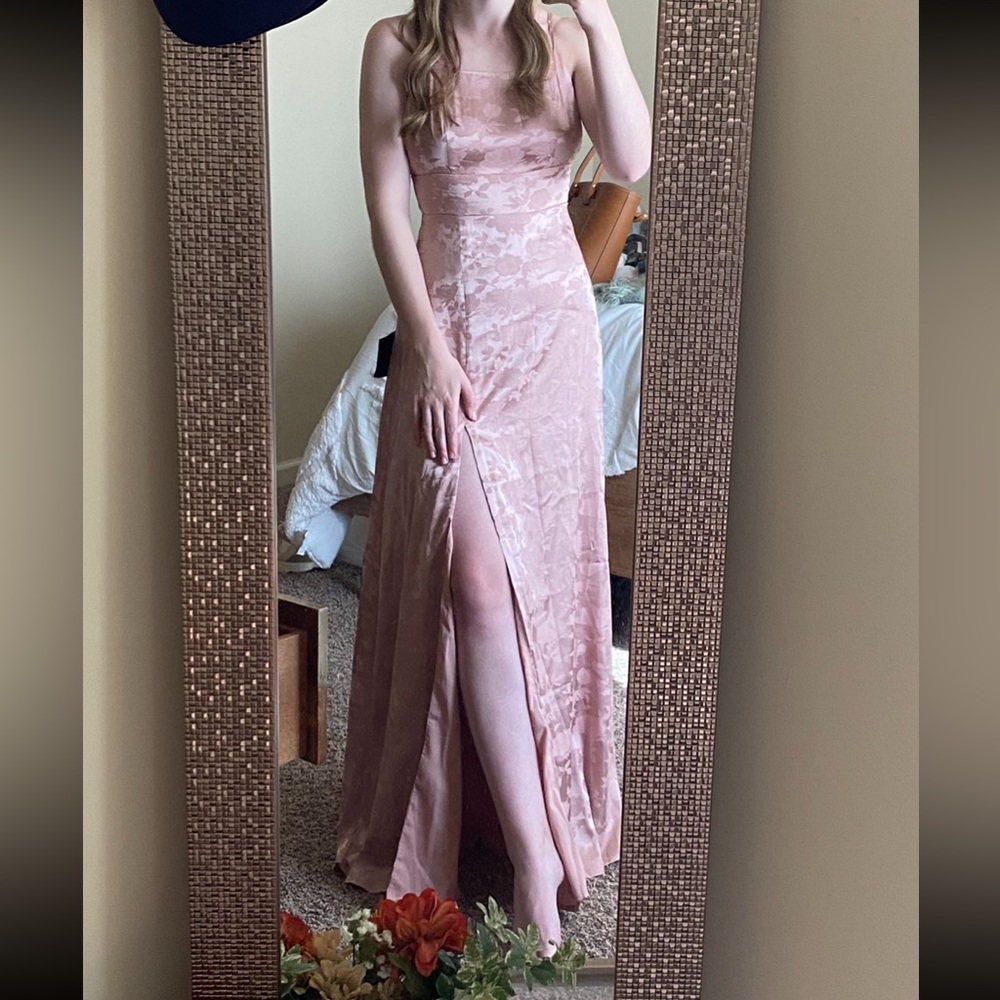 NWT Lulu’s Pink Jacquard Satin Maxi Dress - Bridesmaid Wedding Guest Formal Prom